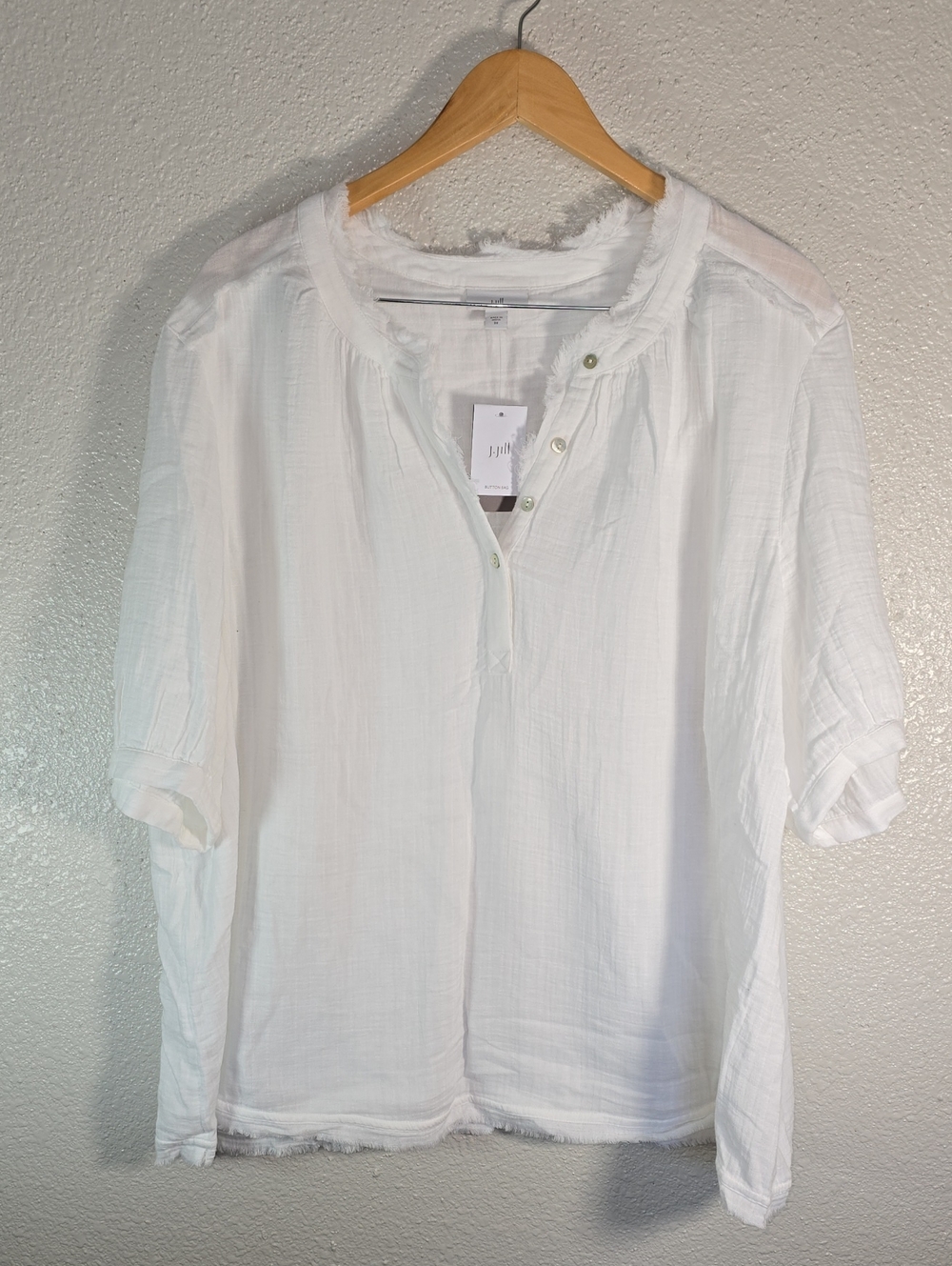 J. Jill Lightweight White Women's Henley Top - Casual Button-Neck